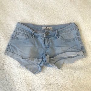 Cute Light Washed Hollister Denim Shorts Juniors